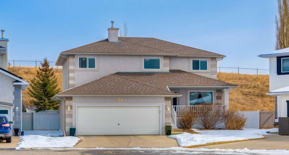 331 Sierra Madre Court, Calgary, Alberta T3H 3G7, 4 Bedrooms Bedrooms, ,4 BathroomsBathrooms,Residential,For Sale,Sierra Madre,A2299948