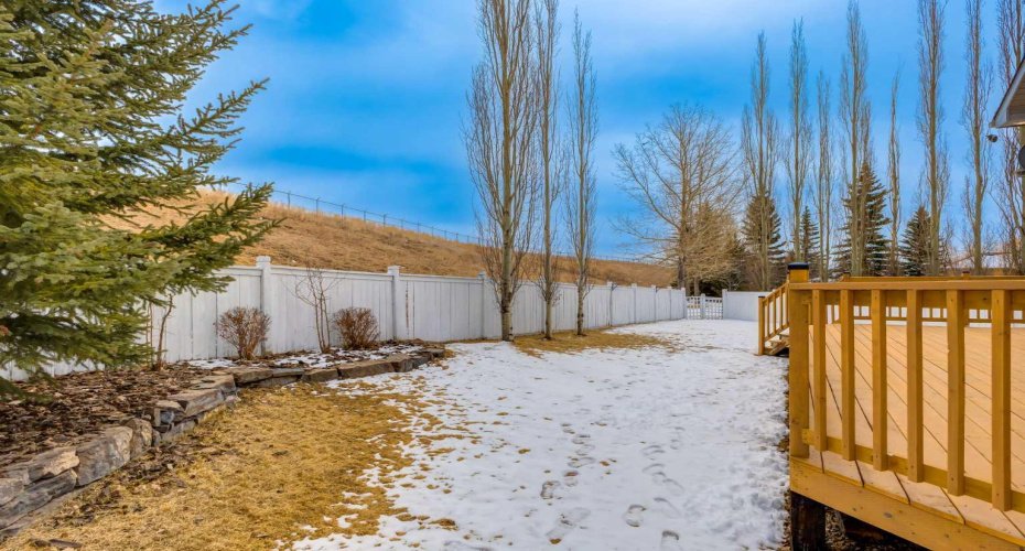 331 Sierra Madre Court, Calgary, Alberta T3H 3G7, 4 Bedrooms Bedrooms, ,4 BathroomsBathrooms,Residential,For Sale,Sierra Madre,A2299948