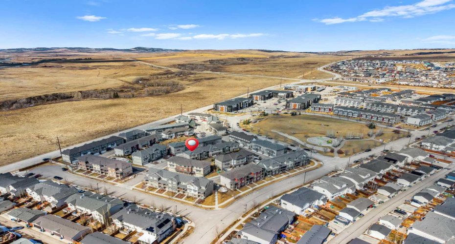 32 Horseshoe Crescent, Cochrane, Alberta T4C 2P4, 3 Bedrooms Bedrooms, ,3 BathroomsBathrooms,Residential,For Sale,Horseshoe,A2300233