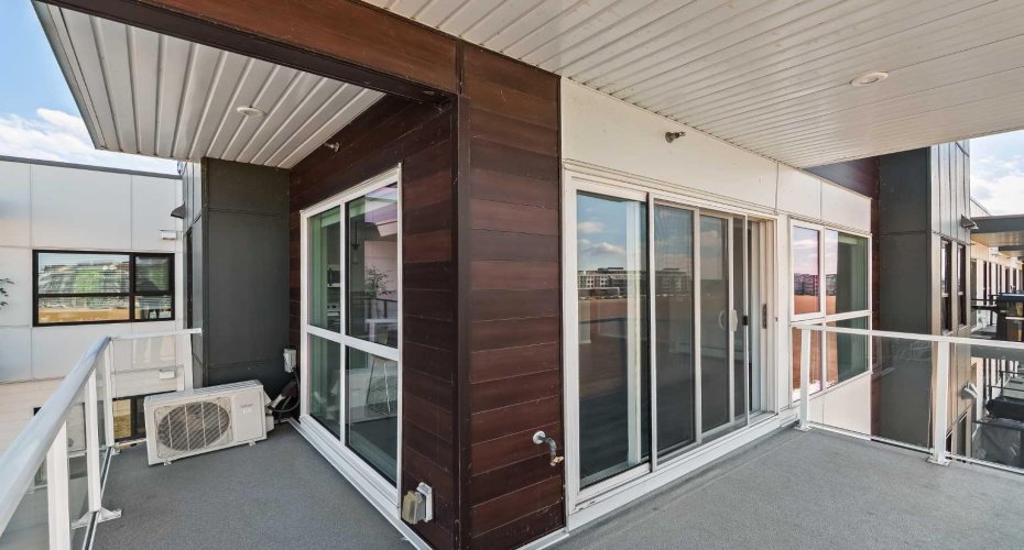 4350 Seton Drive, Calgary, Alberta T3M 3B1, 2 Bedrooms Bedrooms, ,2 BathroomsBathrooms,Residential,For Sale,Seton,A2300310