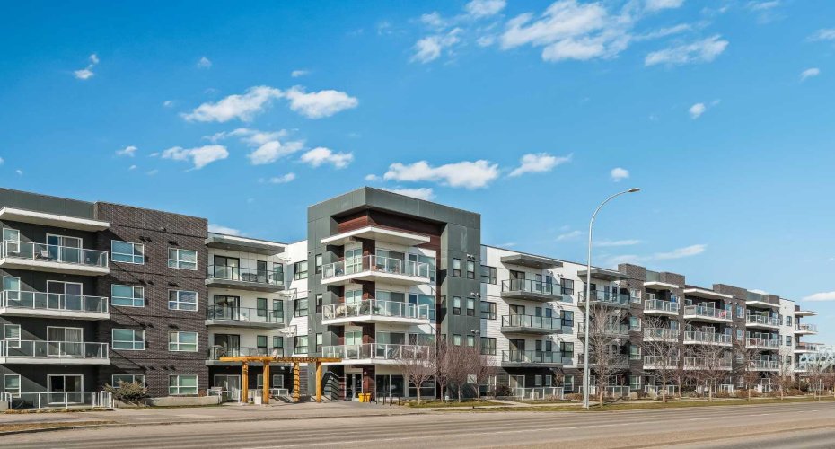 4350 Seton Drive, Calgary, Alberta T3M 3B1, 2 Bedrooms Bedrooms, ,2 BathroomsBathrooms,Residential,For Sale,Seton,A2300310