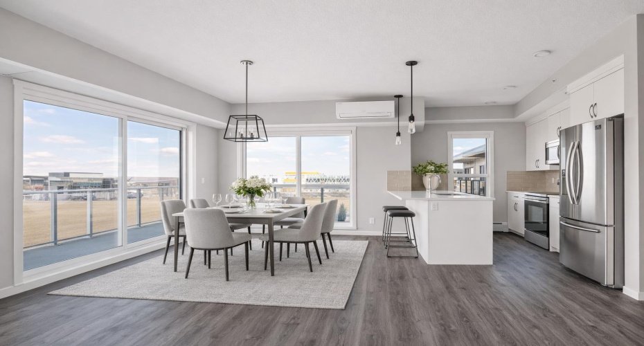 VR Staged dining room