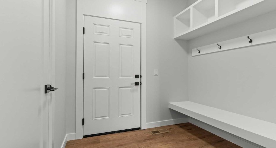 294 Kinniburgh Loop, Chestermere, Alberta T1X 3C3, 6 Bedrooms Bedrooms, ,4 BathroomsBathrooms,Residential,For Sale,Kinniburgh,A2300591