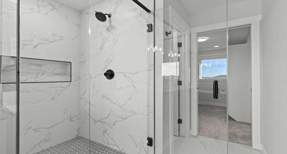 294 Kinniburgh Loop, Chestermere, Alberta T1X 3C3, 6 Bedrooms Bedrooms, ,4 BathroomsBathrooms,Residential,For Sale,Kinniburgh,A2300591