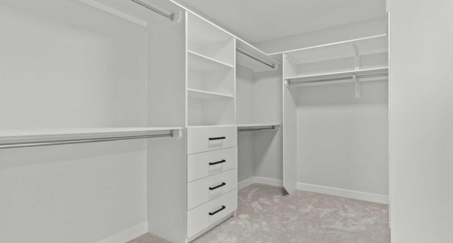 294 Kinniburgh Loop, Chestermere, Alberta T1X 3C3, 6 Bedrooms Bedrooms, ,4 BathroomsBathrooms,Residential,For Sale,Kinniburgh,A2300591