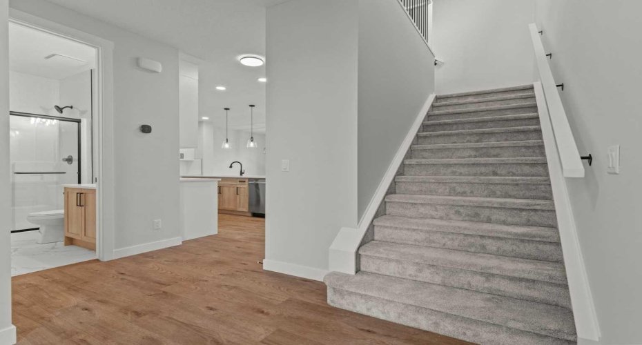 294 Kinniburgh Loop, Chestermere, Alberta T1X 3C3, 6 Bedrooms Bedrooms, ,4 BathroomsBathrooms,Residential,For Sale,Kinniburgh,A2300591