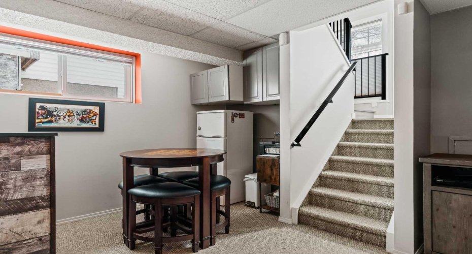 60 HUNTERHORN Crescent, Calgary, Alberta T2K 6J3, 3 Bedrooms Bedrooms, ,2 BathroomsBathrooms,Residential,For Sale,HUNTERHORN,A2300686