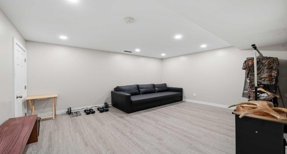 101 Everstone Place, Calgary, Alberta T2Y 4H7, 2 Bedrooms Bedrooms, ,2 BathroomsBathrooms,Residential,For Sale,Everstone,A2300696