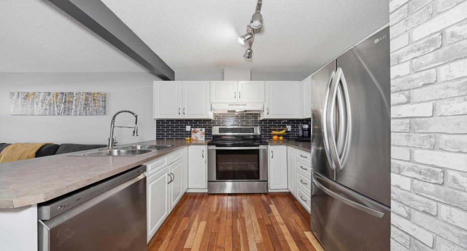 101 Everstone Place, Calgary, Alberta T2Y 4H7, 2 Bedrooms Bedrooms, ,2 BathroomsBathrooms,Residential,For Sale,Everstone,A2300696