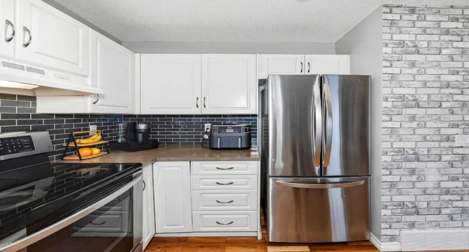 101 Everstone Place, Calgary, Alberta T2Y 4H7, 2 Bedrooms Bedrooms, ,2 BathroomsBathrooms,Residential,For Sale,Everstone,A2300696
