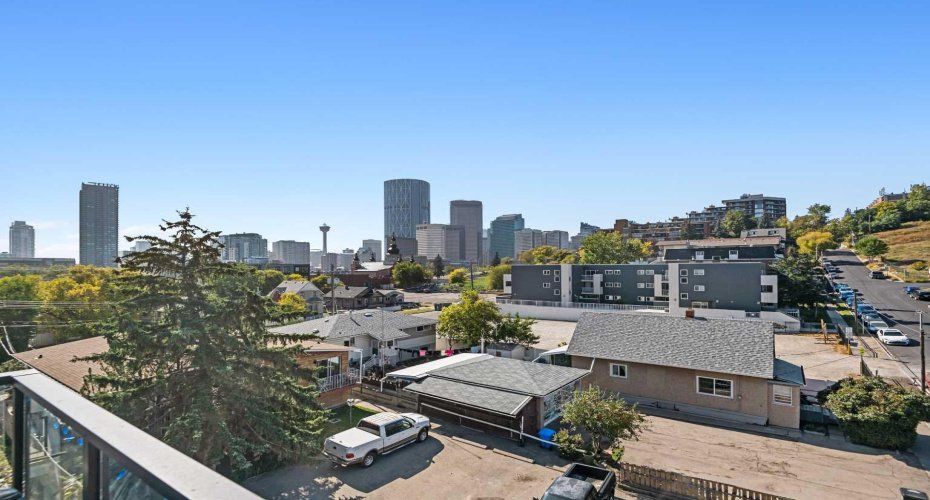 455 1 Avenue, Calgary, Alberta T2E 0B3, 2 Bedrooms Bedrooms, ,2 BathroomsBathrooms,Residential,For Sale,1,A2300706