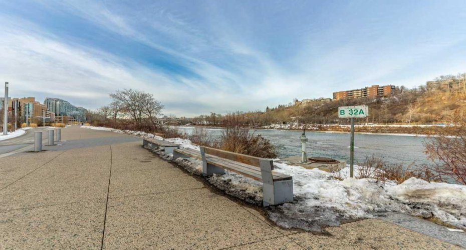 333 Riverfront Avenue, Calgary, Alberta T2G 5R1, 1 Bedroom Bedrooms, ,1 BathroomBathrooms,Residential,For Sale,Riverfront,A2300738