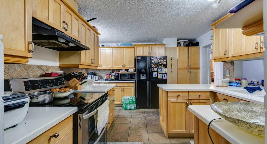100 Allandale Close, Calgary, Alberta T2H 1V9, 5 Bedrooms Bedrooms, ,2 BathroomsBathrooms,Residential,For Sale,Allandale,A2300744