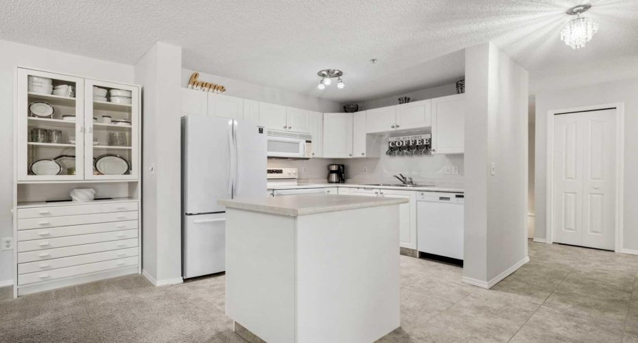 1208 Millrise Point, Calgary, Alberta T2Y 3W4, 4 Bedrooms Bedrooms, ,3 BathroomsBathrooms,Residential,For Sale,Millrise,A2300748