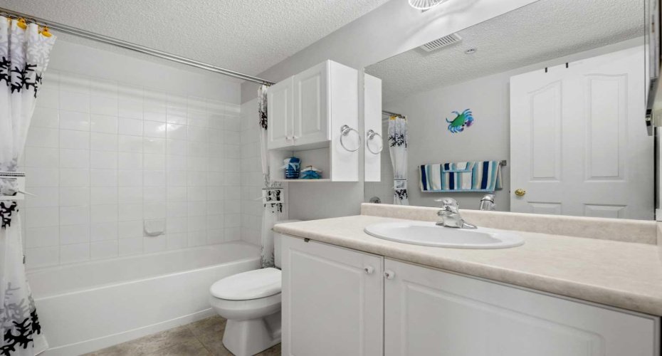 1208 Millrise Point, Calgary, Alberta T2Y 3W4, 4 Bedrooms Bedrooms, ,3 BathroomsBathrooms,Residential,For Sale,Millrise,A2300748