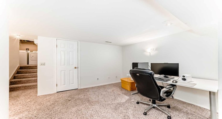 209 Somervale Point, Calgary, Alberta T2Y 3K4, 2 Bedrooms Bedrooms, ,2 BathroomsBathrooms,Residential,For Sale,Somervale,A2300761