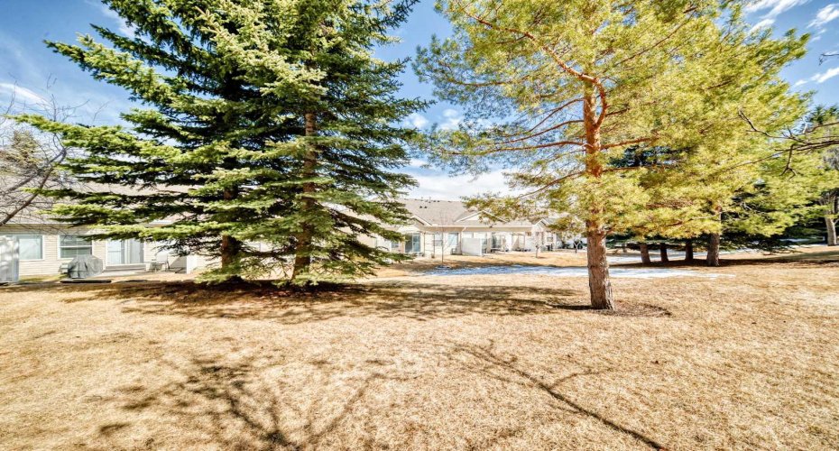 209 Somervale Point, Calgary, Alberta T2Y 3K4, 2 Bedrooms Bedrooms, ,2 BathroomsBathrooms,Residential,For Sale,Somervale,A2300761
