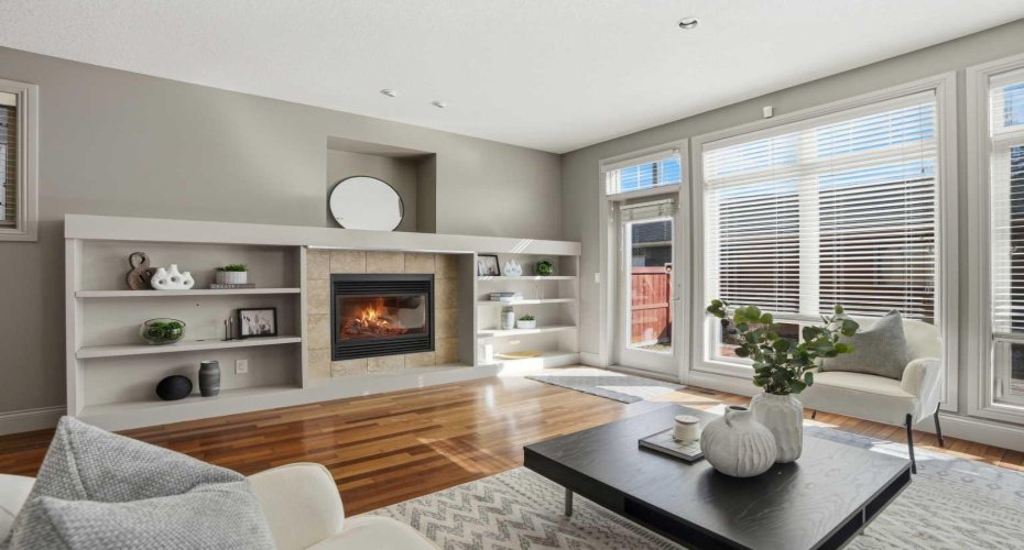 4112 19 Street, Calgary, Alberta T2T 4Y3, 4 Bedrooms Bedrooms, ,4 BathroomsBathrooms,Residential,For Sale,19,A2300765