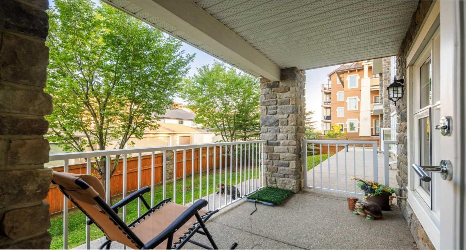 11 Mahogany Row, Calgary, Alberta T3M 2L6, 2 Bedrooms Bedrooms, ,1 BathroomBathrooms,Residential,For Sale,Mahogany,A2300773