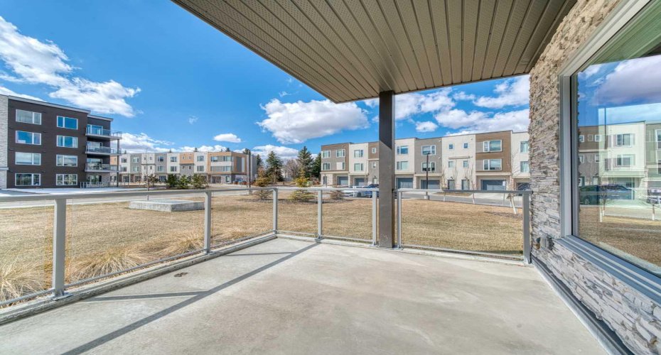 660 Shawnee Square, Calgary, Alberta T2Y 0X6, 3 Bedrooms Bedrooms, ,2 BathroomsBathrooms,Residential,For Sale,Shawnee,A2300793