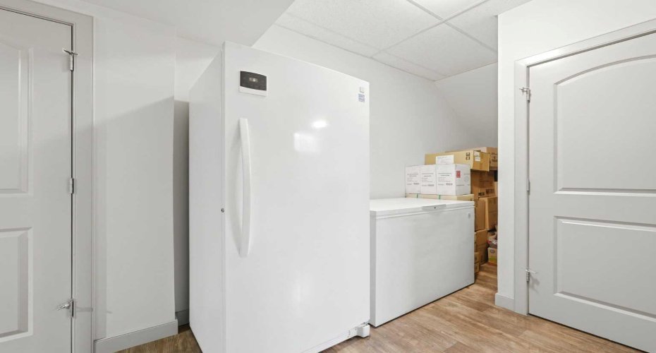 115 Fifth Avenue, Cochrane, Alberta T4C 1B1, ,Commercial,For Sale,Fifth,A2299220