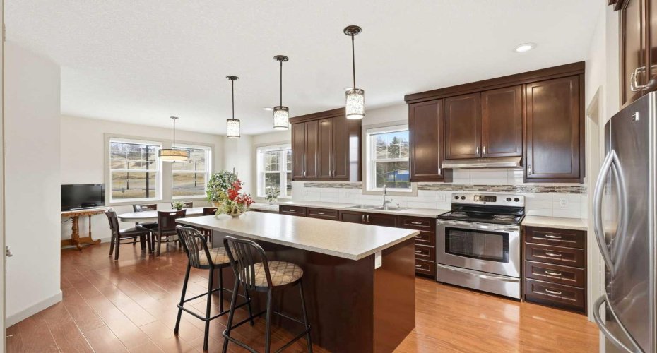 115 Fifth Avenue, Cochrane, Alberta T4C 1B1, ,Commercial,For Sale,Fifth,A2299220