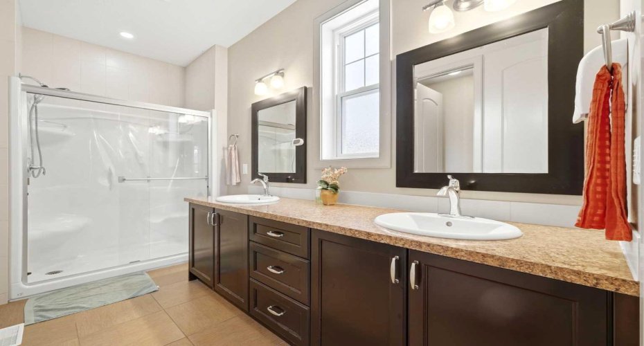 115 Fifth Avenue, Cochrane, Alberta T4C 1B1, ,Commercial,For Sale,Fifth,A2299220