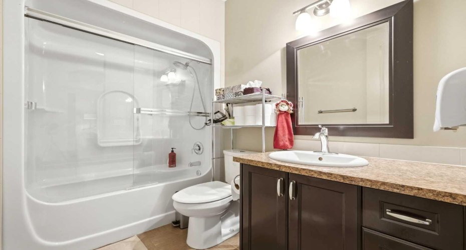 115 Fifth Avenue, Cochrane, Alberta T4C 1B1, ,Commercial,For Sale,Fifth,A2299220