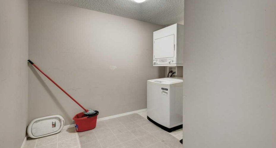 4975 130 Avenue, Calgary, Alberta T2X 4P1, 2 Bedrooms Bedrooms, ,2 BathroomsBathrooms,Residential,For Sale,130,A2300817