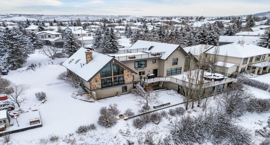 102 West Terrace Crescent, Cochrane, Alberta T4C1R9, 5 Bedrooms Bedrooms, ,6 BathroomsBathrooms,Residential,For Sale,West Terrace,A2299478