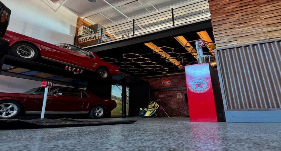 Or have your golf simulator like this