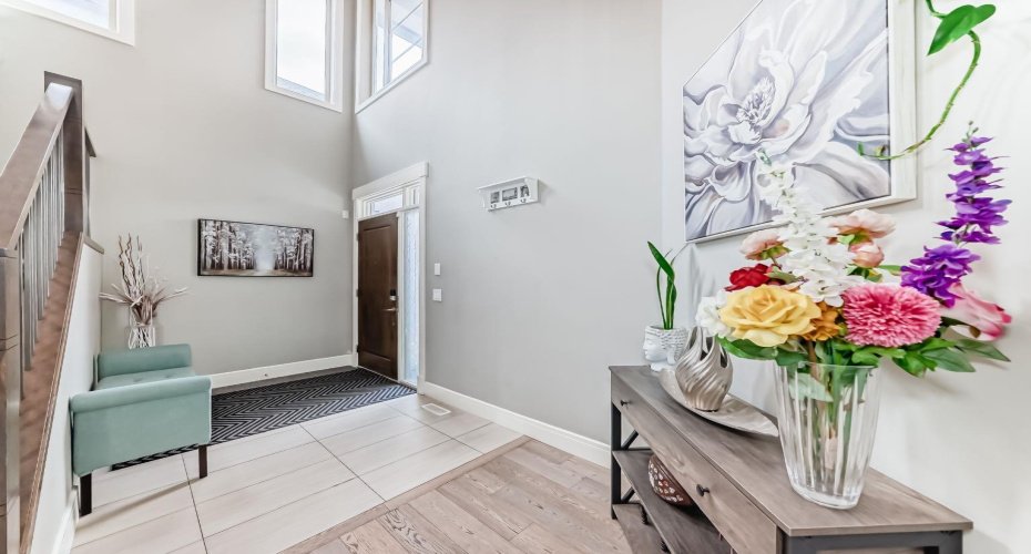 193 Kinniburgh Circle, Chestermere, Alberta T1X 0P8, 5 Bedrooms Bedrooms, ,3 BathroomsBathrooms,Residential,For Sale,Kinniburgh,A2300713