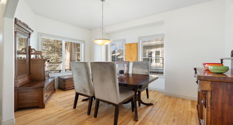 20 Ranch Road, Okotoks, Alberta T1S 1W8, 3 Bedrooms Bedrooms, ,3 BathroomsBathrooms,Residential,For Sale,Ranch,A2300837