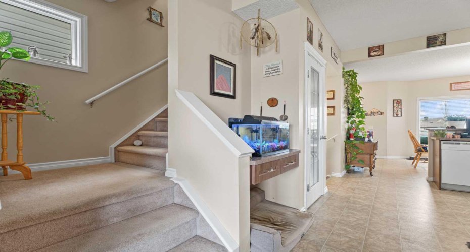 40 Cimarron Grove Drive, Okotoks, Alberta T1S 2H1, 3 Bedrooms Bedrooms, ,3 BathroomsBathrooms,Residential,For Sale,Cimarron Grove,A2297622