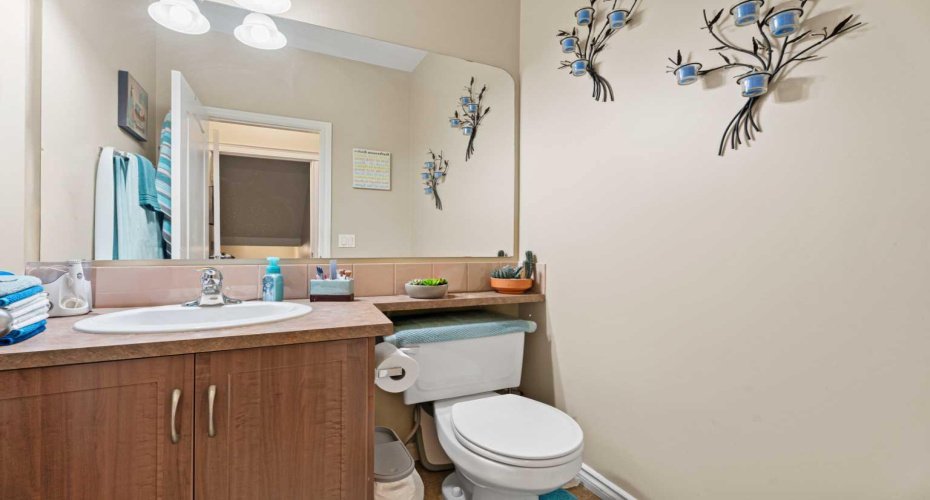 40 Cimarron Grove Drive, Okotoks, Alberta T1S 2H1, 3 Bedrooms Bedrooms, ,3 BathroomsBathrooms,Residential,For Sale,Cimarron Grove,A2297622