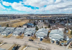 33 Stonegate Drive, Airdrie, Alberta T4B 2V9, 4 Bedrooms Bedrooms, ,2 BathroomsBathrooms,Residential,For Sale,Stonegate,A2300987