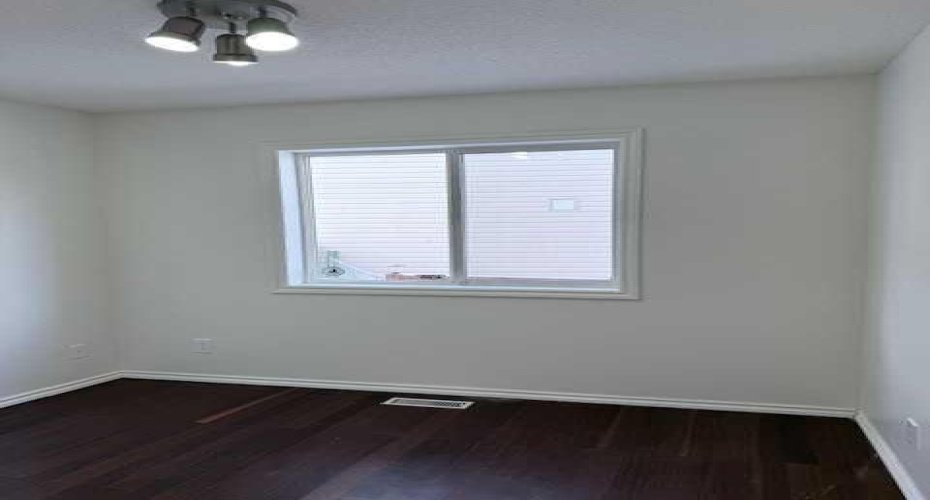 42 Somerside Place, Calgary, Alberta T2Y 3V3, 3 Bedrooms Bedrooms, ,3 BathroomsBathrooms,Residential,For Sale,Somerside,A2299458
