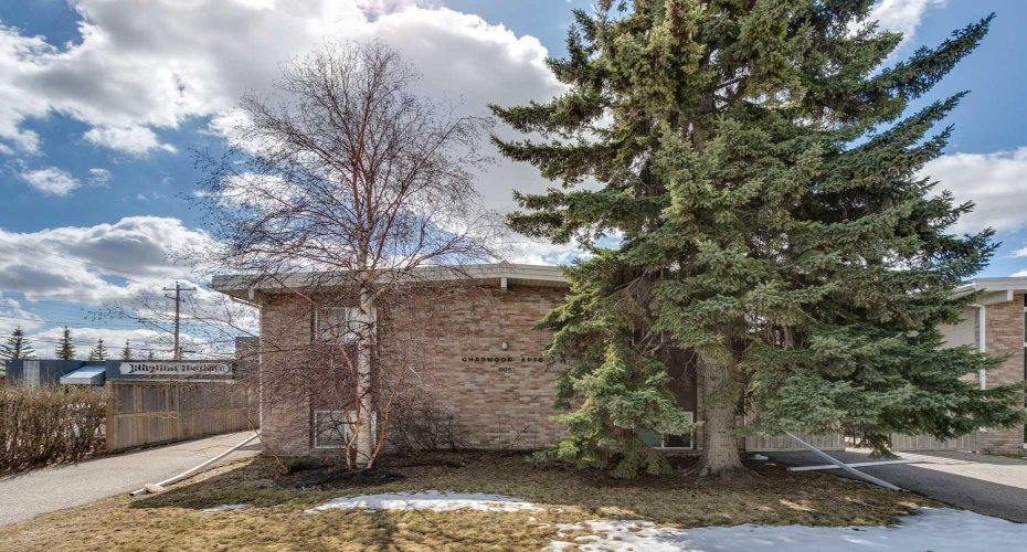 605 67 Avenue, Calgary, Alberta T2V0M3, 1 Bedroom Bedrooms, ,1 BathroomBathrooms,Residential,For Sale,67,A2300361