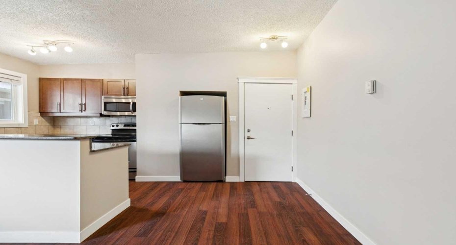 605 67 Avenue, Calgary, Alberta T2V0M3, 1 Bedroom Bedrooms, ,1 BathroomBathrooms,Residential,For Sale,67,A2300361
