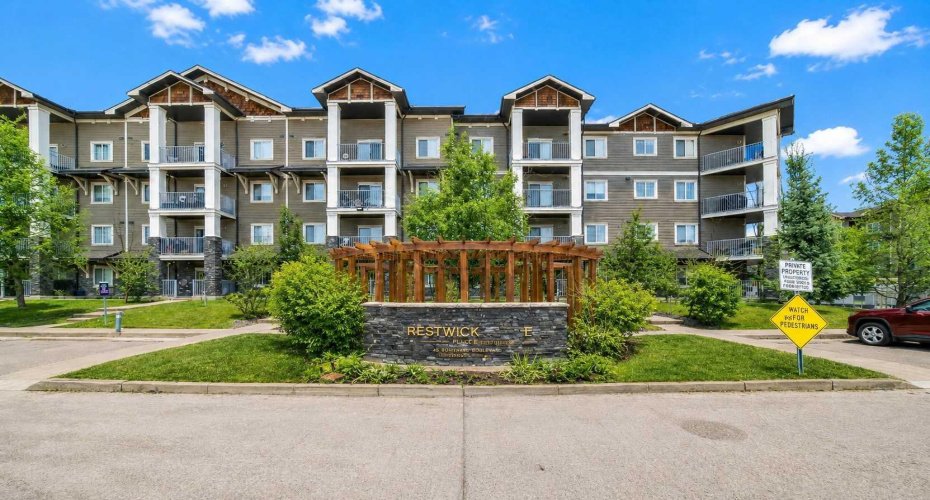 115 Prestwick Villas, Calgary, Alberta T2Z 0N1, 2 Bedrooms Bedrooms, ,2 BathroomsBathrooms,Residential,For Sale,Prestwick,A2300640