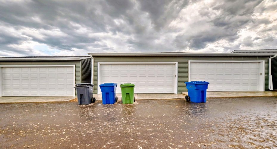 144 Merganser Drive, Chestermere, Alberta T1X 2S5, 3 Bedrooms Bedrooms, ,3 BathroomsBathrooms,Residential,For Sale,Merganser,A2301339