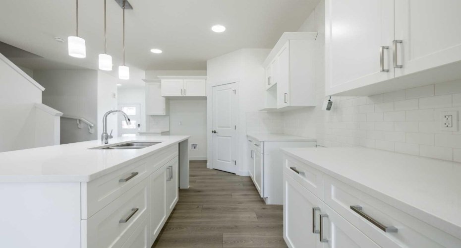 136 Heartland Street, Cochrane, Alberta T4C 3L9, 3 Bedrooms Bedrooms, ,3 BathroomsBathrooms,Residential,For Sale,Heartland,A2301451