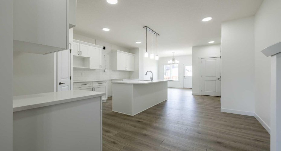 136 Heartland Street, Cochrane, Alberta T4C 3L9, 3 Bedrooms Bedrooms, ,3 BathroomsBathrooms,Residential,For Sale,Heartland,A2301451