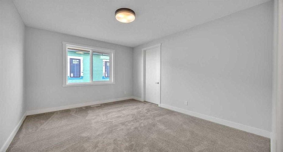 384 watercrest Place, Chestermere, Alberta T1X2Y7, 5 Bedrooms Bedrooms, ,4 BathroomsBathrooms,Residential,For Sale,watercrest,A2301012