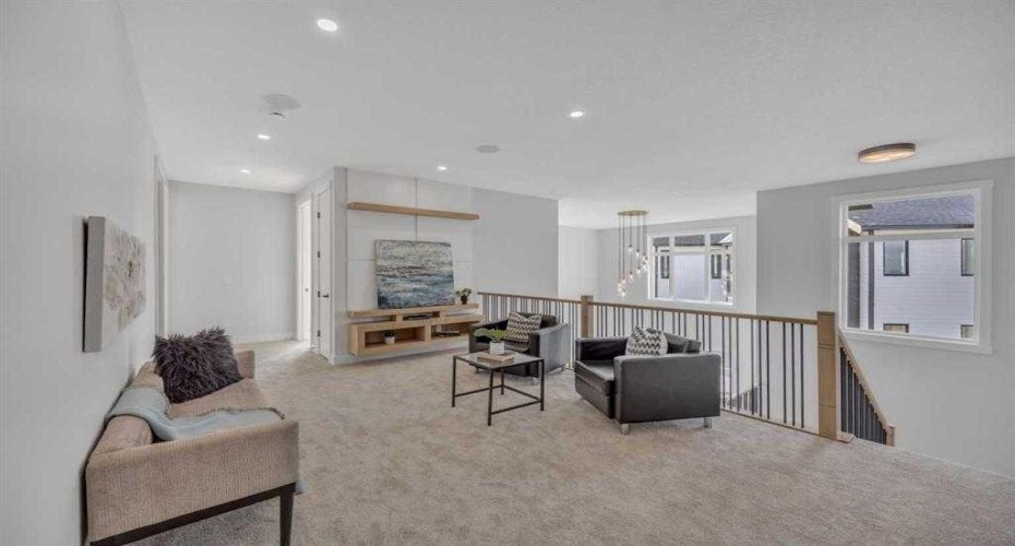 384 watercrest Place, Chestermere, Alberta T1X2Y7, 5 Bedrooms Bedrooms, ,4 BathroomsBathrooms,Residential,For Sale,watercrest,A2301012