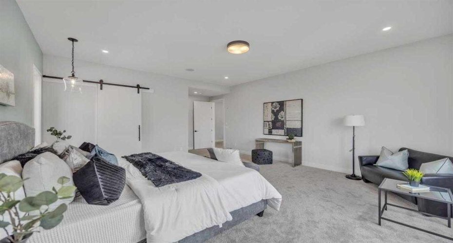 384 watercrest Place, Chestermere, Alberta T1X2Y7, 5 Bedrooms Bedrooms, ,4 BathroomsBathrooms,Residential,For Sale,watercrest,A2301012