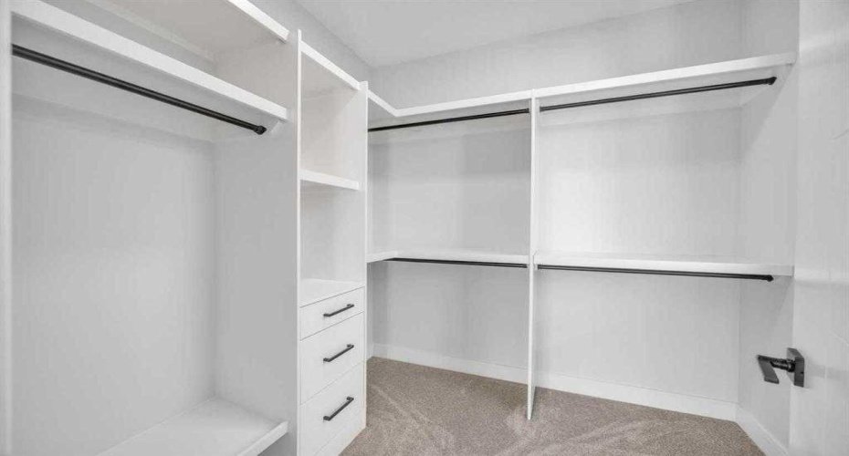 384 watercrest Place, Chestermere, Alberta T1X2Y7, 5 Bedrooms Bedrooms, ,4 BathroomsBathrooms,Residential,For Sale,watercrest,A2301012