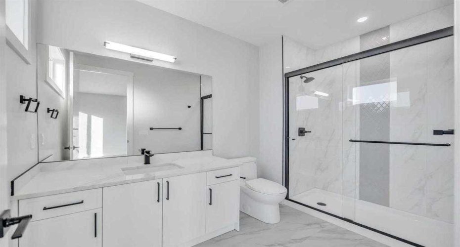 384 watercrest Place, Chestermere, Alberta T1X2Y7, 5 Bedrooms Bedrooms, ,4 BathroomsBathrooms,Residential,For Sale,watercrest,A2301012