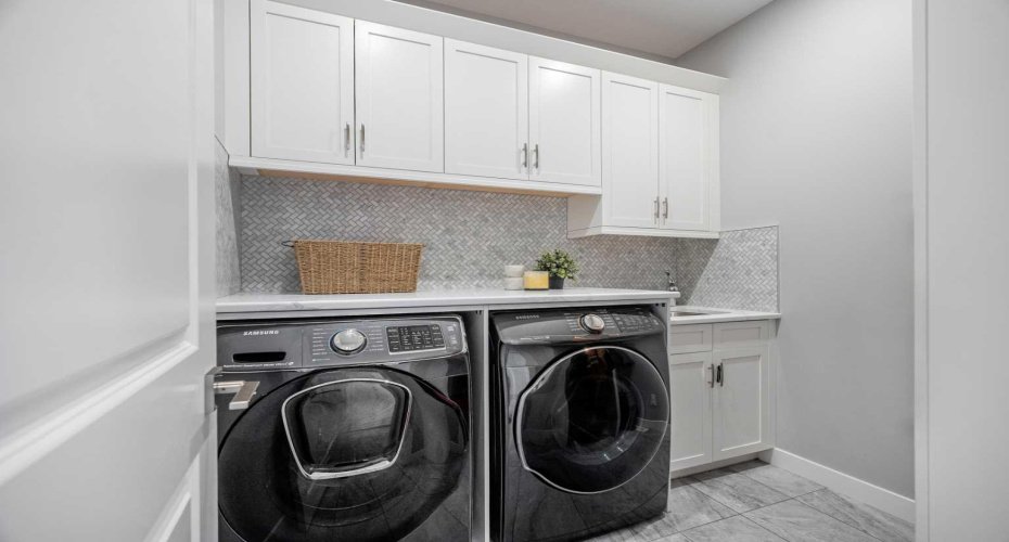 1205 Hillcrest Manor Estate, Strathmore, Alberta T1P 0B9, 4 Bedrooms Bedrooms, ,3 BathroomsBathrooms,Residential,For Sale,Hillcrest Manor,A2301059