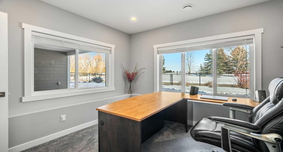 1205 Hillcrest Manor Estate, Strathmore, Alberta T1P 0B9, 4 Bedrooms Bedrooms, ,3 BathroomsBathrooms,Residential,For Sale,Hillcrest Manor,A2301059